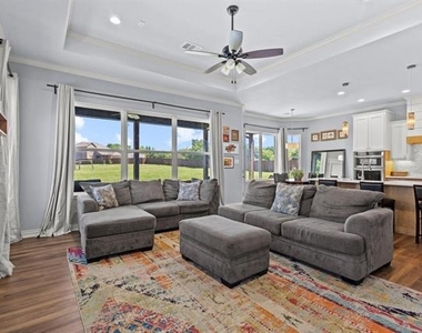 2201 Norwood Street - Photo Thumbnail 4