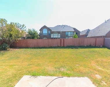 9605 Pinehurst Drive - Photo Thumbnail 34