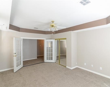 9605 Pinehurst Drive - Photo Thumbnail 21