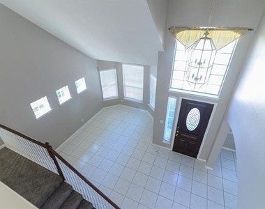 9605 Pinehurst Drive - Photo Thumbnail 9