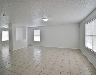 3325 Tioga Street - Photo Thumbnail 5
