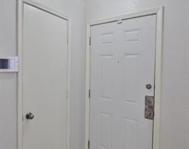 3325 Tioga Street - Photo Thumbnail 2