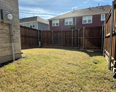 11433 Four Roses Trail - Photo Thumbnail 29