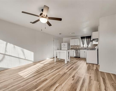 1303 S Medora Street - Photo Thumbnail 1