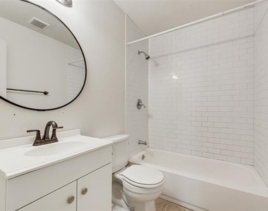 1303 S Medora Street - Photo Thumbnail 7