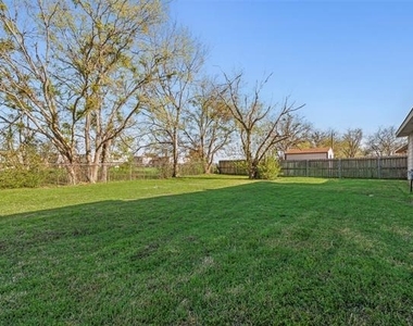 1303 S Medora Street - Photo Thumbnail 11