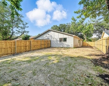 4613 Tarry Drive - Photo Thumbnail 34
