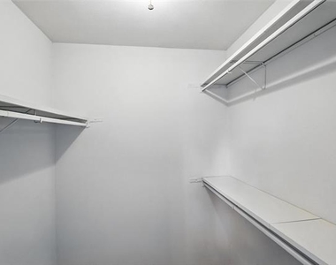 4613 Tarry Drive - Photo Thumbnail 32