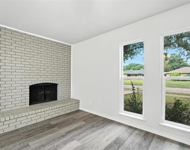 4613 Tarry Drive - Photo Thumbnail 14