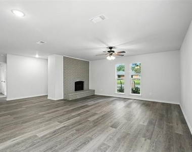 4613 Tarry Drive - Photo Thumbnail 15