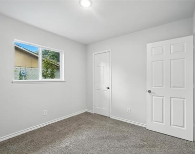 4613 Tarry Drive - Photo Thumbnail 29