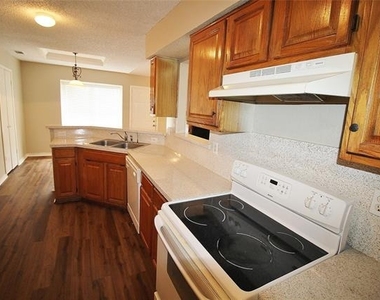 2018 Garden Crest Lane - Photo Thumbnail 6