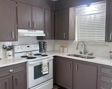 1651 Palm Street - Photo Thumbnail 5