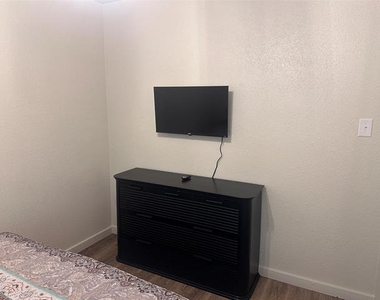 1651 Palm Street - Photo Thumbnail 21