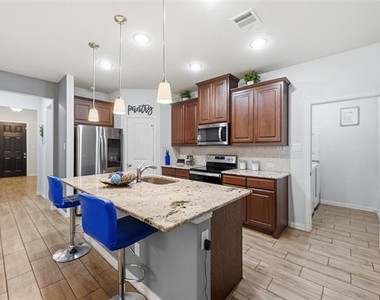 196 Lady Bird Drive - Photo Thumbnail 24