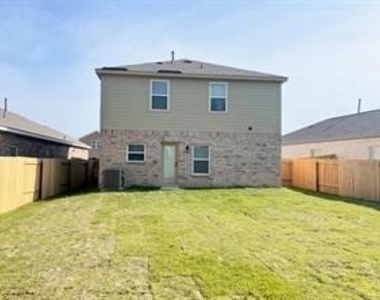 216 Savannah Way - Photo Thumbnail 1