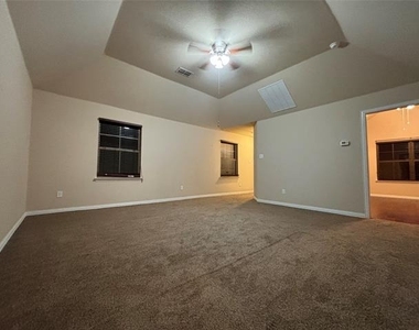 3736 Sicily Street - Photo Thumbnail 16