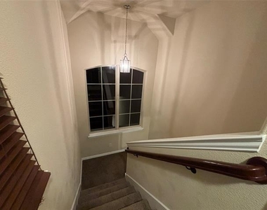 3736 Sicily Street - Photo Thumbnail 21