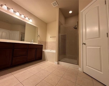 3736 Sicily Street - Photo Thumbnail 18