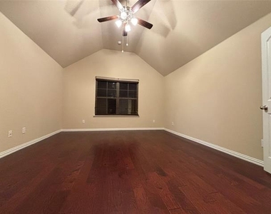 3736 Sicily Street - Photo Thumbnail 17
