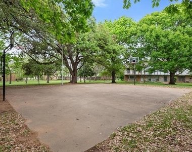 376 Westview Terrace - Photo Thumbnail 34
