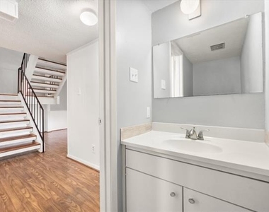 376 Westview Terrace - Photo Thumbnail 27