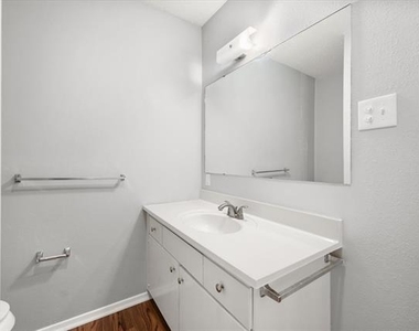 376 Westview Terrace - Photo Thumbnail 26