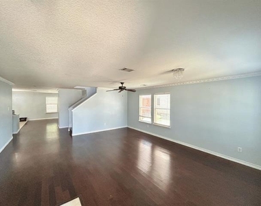 8008 Hidden Oaks Drive - Photo Thumbnail 2