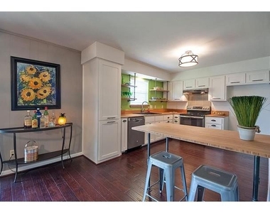 8717 Hackney Lane - Photo Thumbnail 8