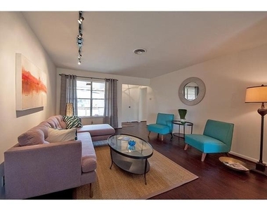 8717 Hackney Lane - Photo Thumbnail 4