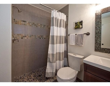 8717 Hackney Lane - Photo Thumbnail 17