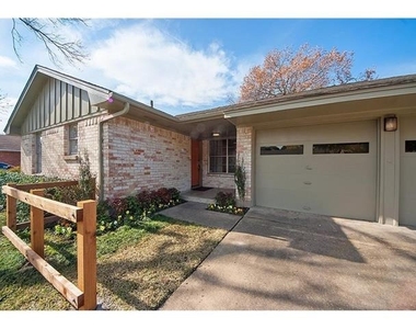 8717 Hackney Lane - Photo Thumbnail 1