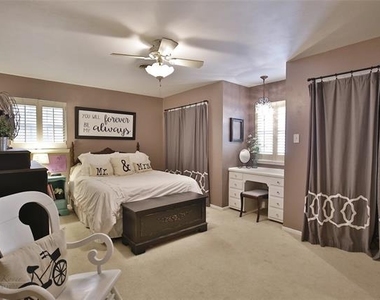 2132 Sylvan Drive - Photo Thumbnail 14