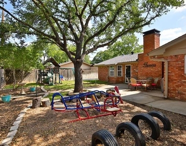 2132 Sylvan Drive - Photo Thumbnail 30