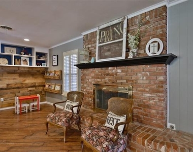 2132 Sylvan Drive - Photo Thumbnail 2