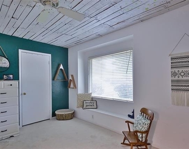 2132 Sylvan Drive - Photo Thumbnail 23