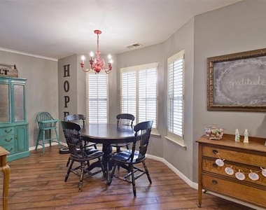 2132 Sylvan Drive - Photo Thumbnail 6