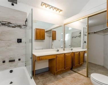 4124 Hollow Oak Drive - Photo Thumbnail 19