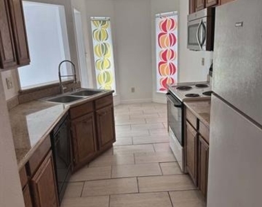4124 Hollow Oak Drive - Photo Thumbnail 10