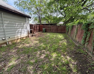 376 W Walters Street - Photo Thumbnail 16