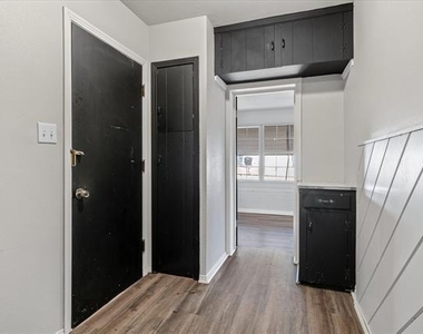 175 E Elm Street - Photo Thumbnail 10