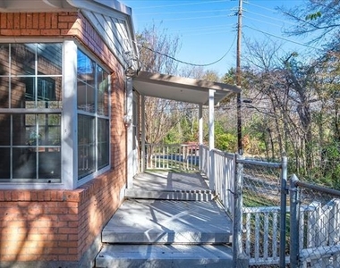 175 E Elm Street - Photo Thumbnail 22