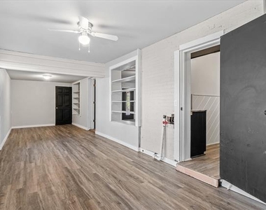 175 E Elm Street - Photo Thumbnail 8