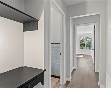 175 E Elm Street - Photo Thumbnail 13