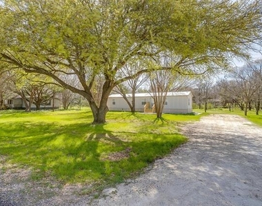 1948 Lariat Lane - Photo Thumbnail 4