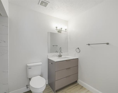 4314 Arrowwood Street - Photo Thumbnail 21