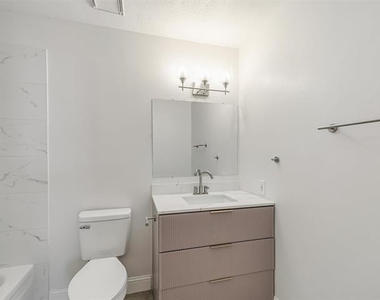 4314 Arrowwood Street - Photo Thumbnail 17