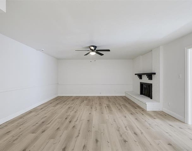 4314 Arrowwood Street - Photo Thumbnail 12