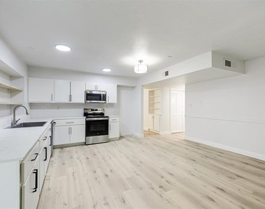 4314 Arrowwood Street - Photo Thumbnail 14