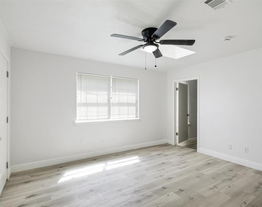 4314 Arrowwood Street - Photo Thumbnail 10